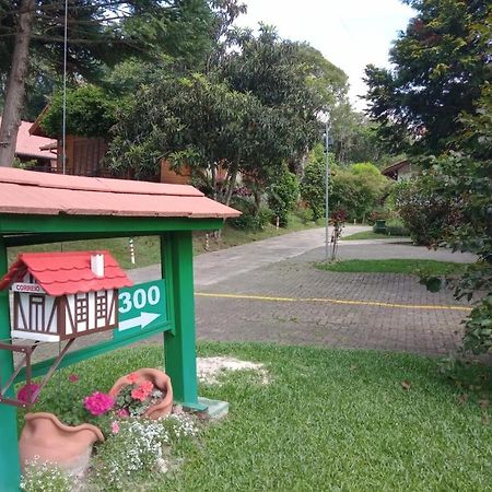 Hotel Ex Pousada Vale Do Bosque - Aluguel Por Temporada Gramado Exteriér fotografie